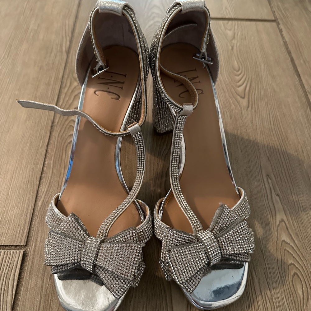 Silver Bow Heels